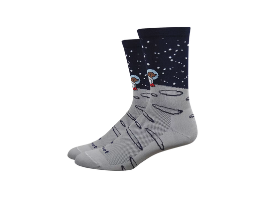 DeFeet Aireator 6˝ Moon Doggo Socks Medium