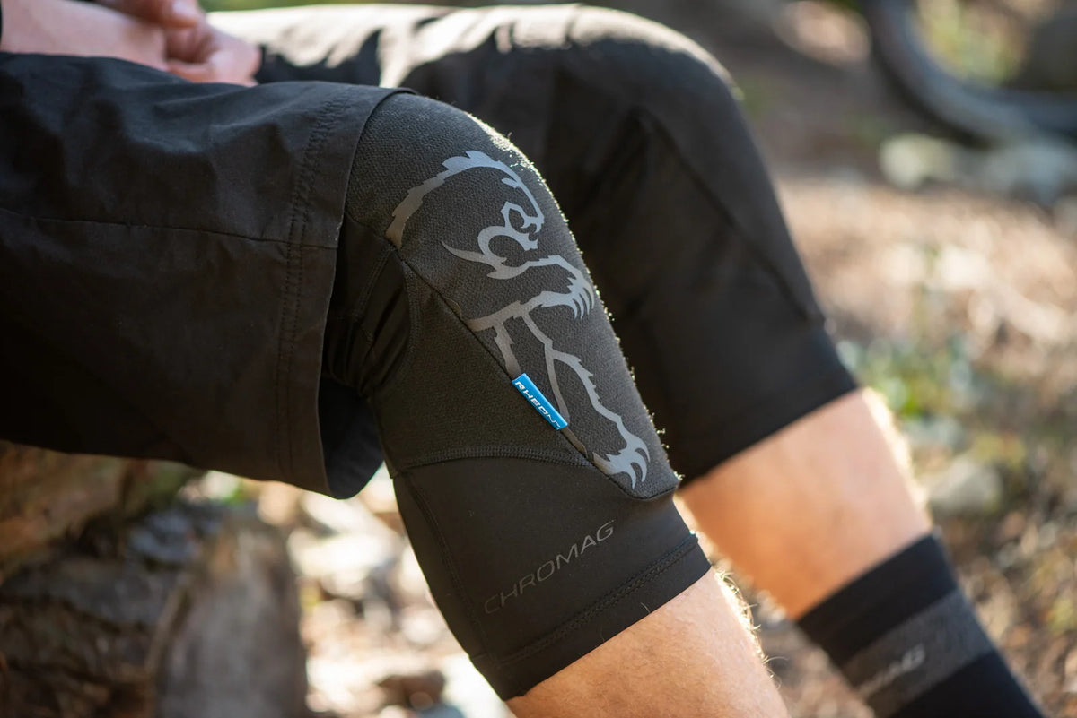 Chromag Shift Knee Pads